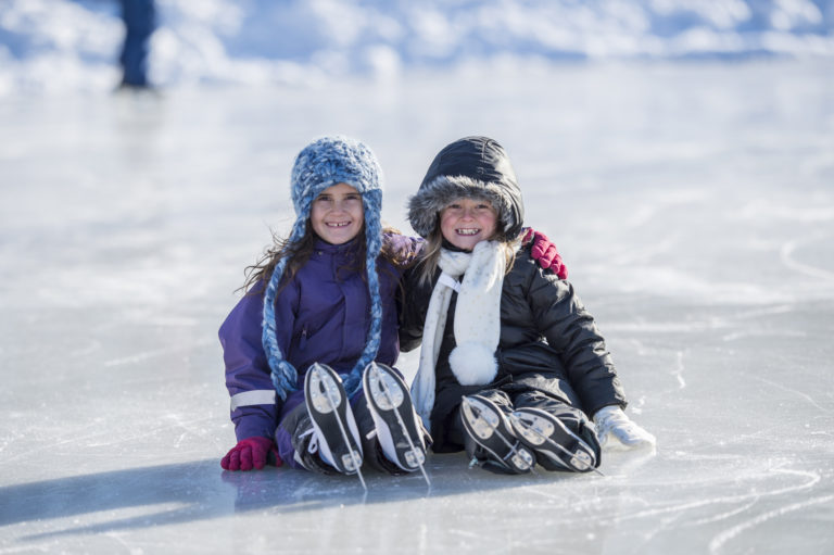 kids ice skating