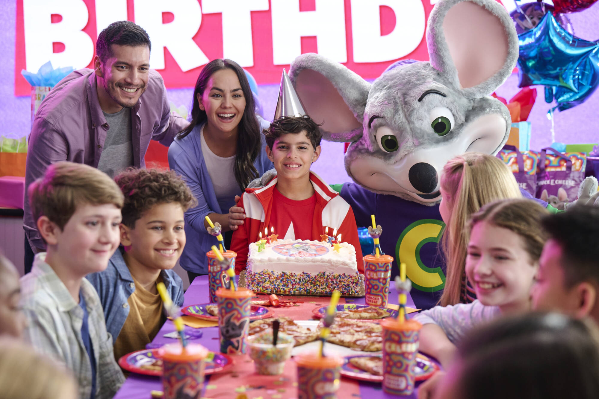 a birthday party at Chuck E. Cheese