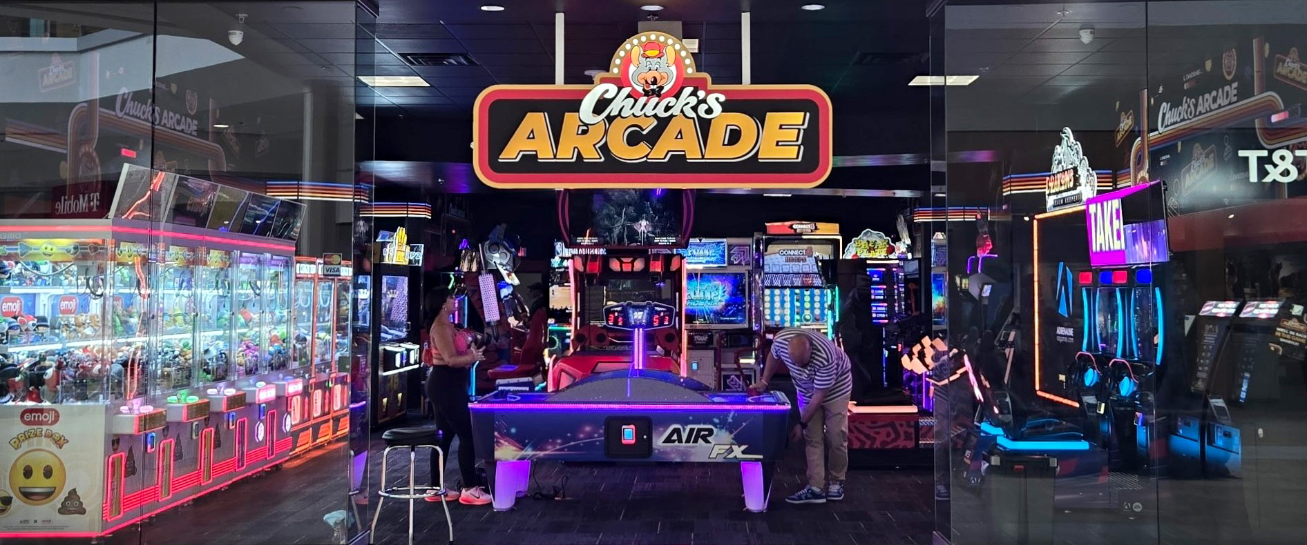 CHUCK E CHEESE LAUNCHES CHUCK S ARCADE™ A CLASSIC BRAND EXTENSION CHUCK E CHEESE LAUNCHES CHUCK S ARCADE™ A CLASSIC BRAND EXTENSION